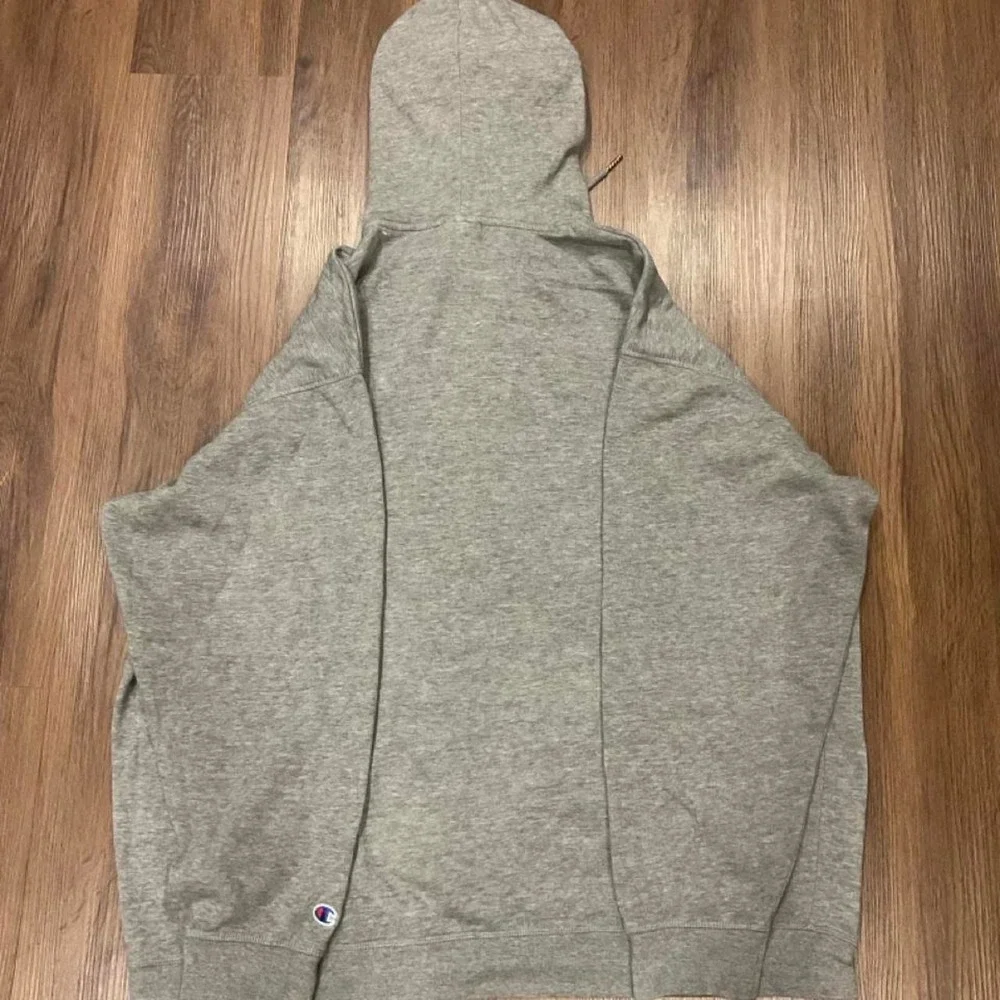 Champion CSUF Titans gray hoodie